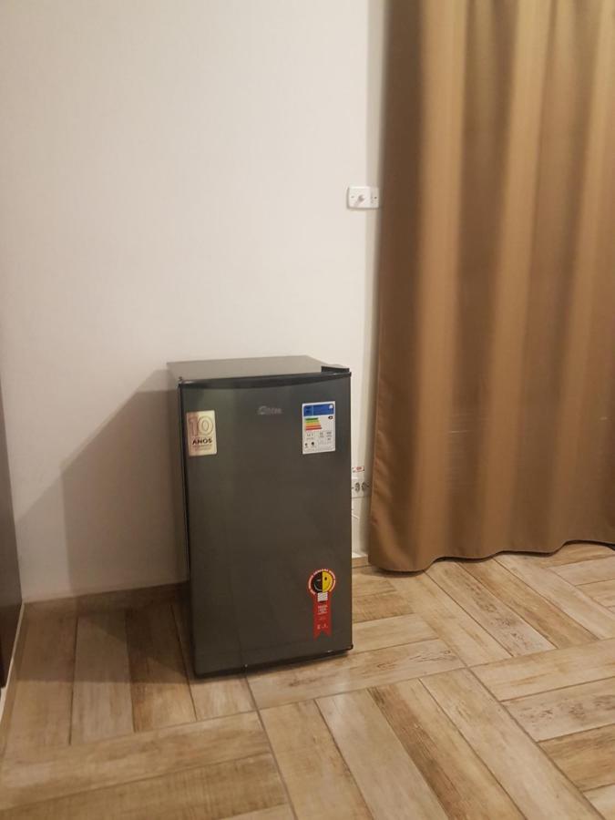 Hospedagem Economica Flor De Maria كاراغواتاتوبا المظهر الخارجي الصورة